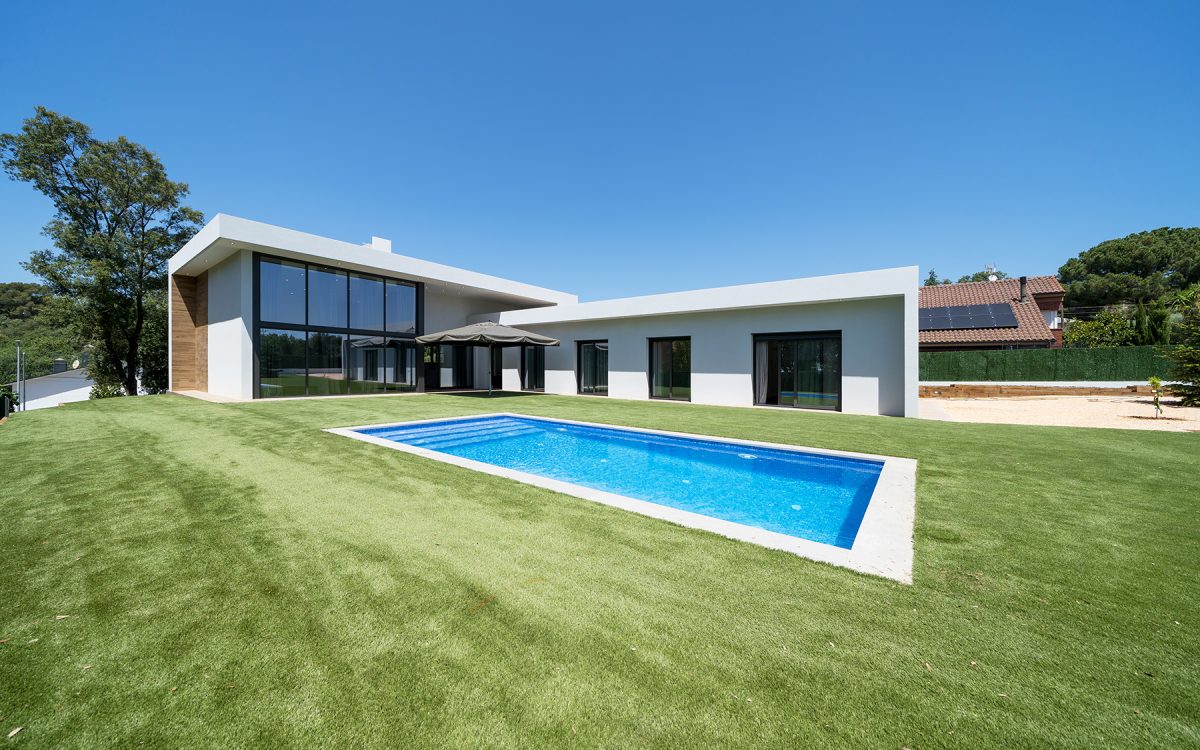 EM18_Fachada completa